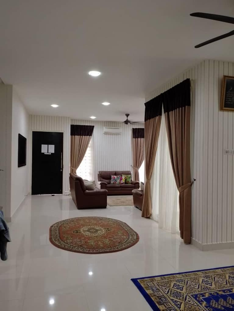 Juniper Homestay Putrajaya Presint 11 Room photo